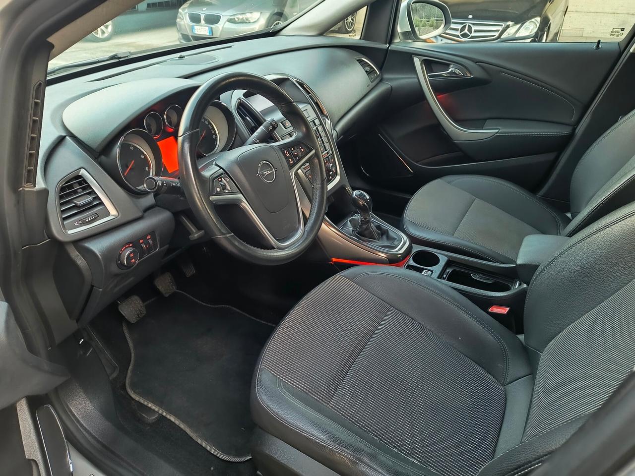 Opel Astra 1.3 CDTI 95CV 5 porte Cosmo