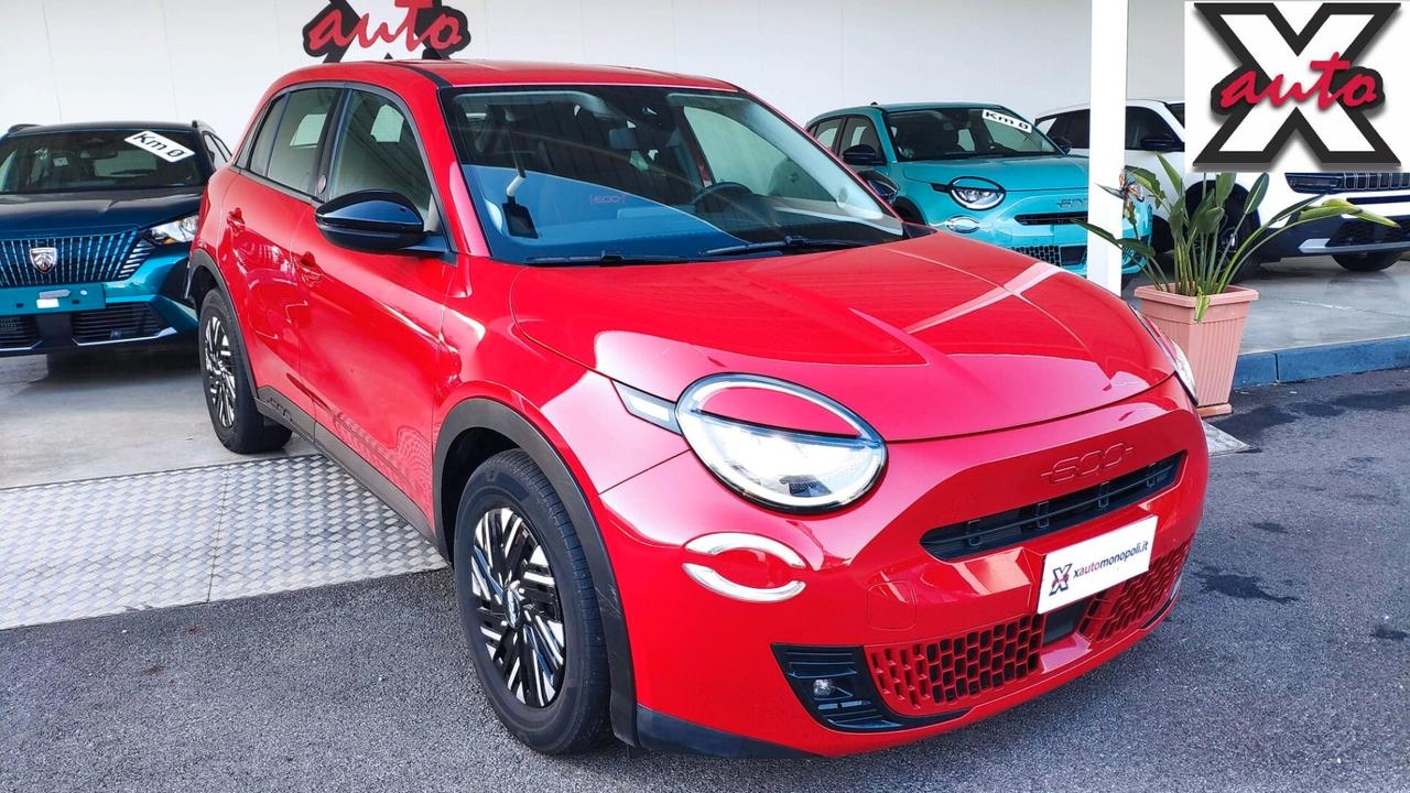 Fiat 600e Red