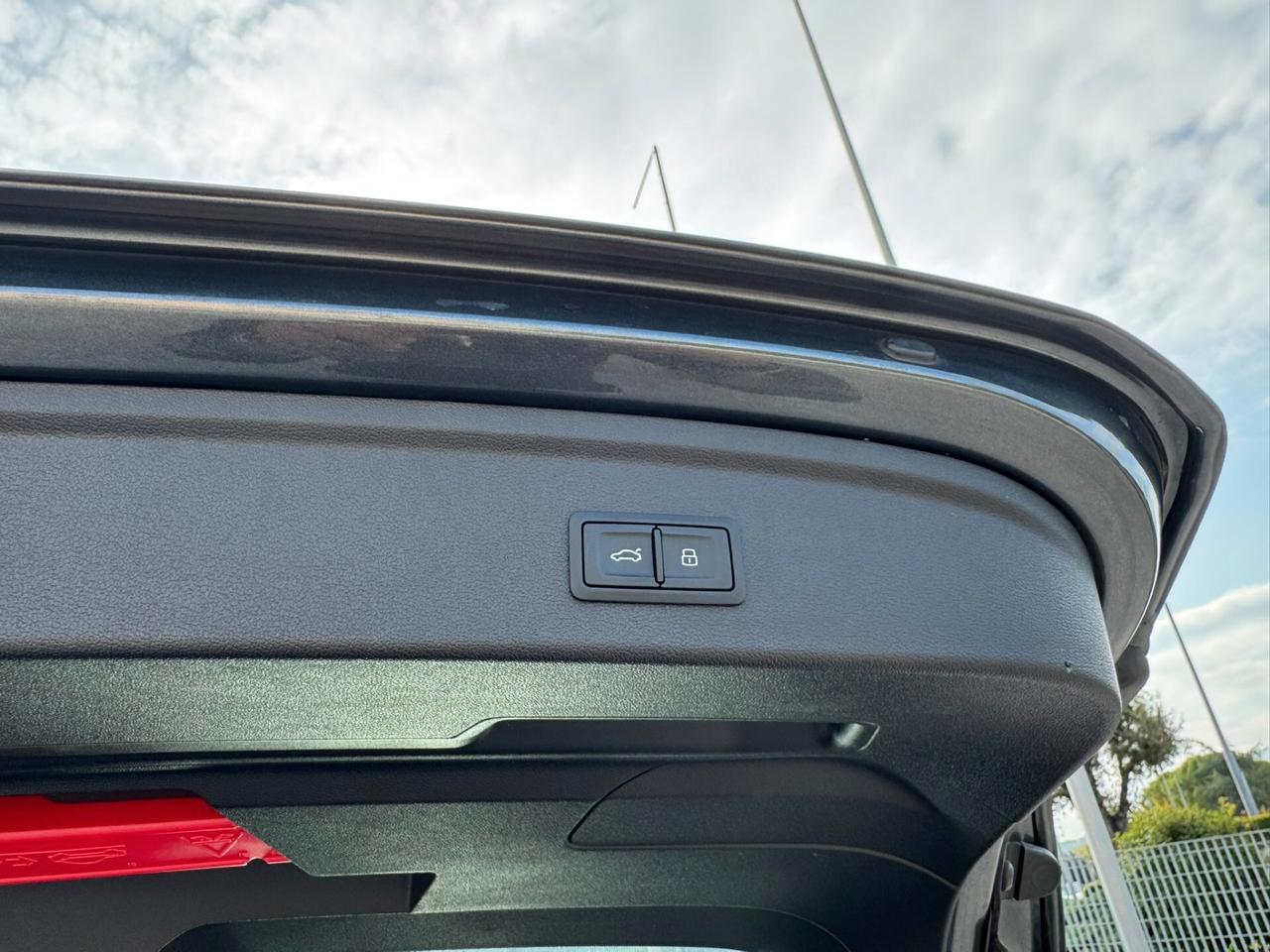 A3 SPB 1.5 G-Tron S-tronic S-Line Fari Full Led