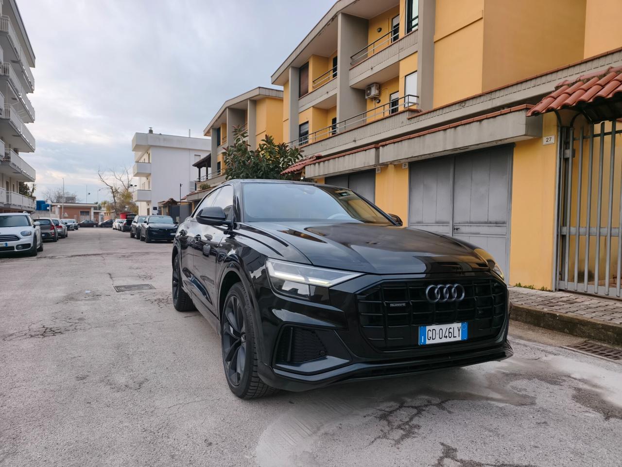 Audi Q8 50 TDI 286 CV quattro tiptronic Sport Total black s-line