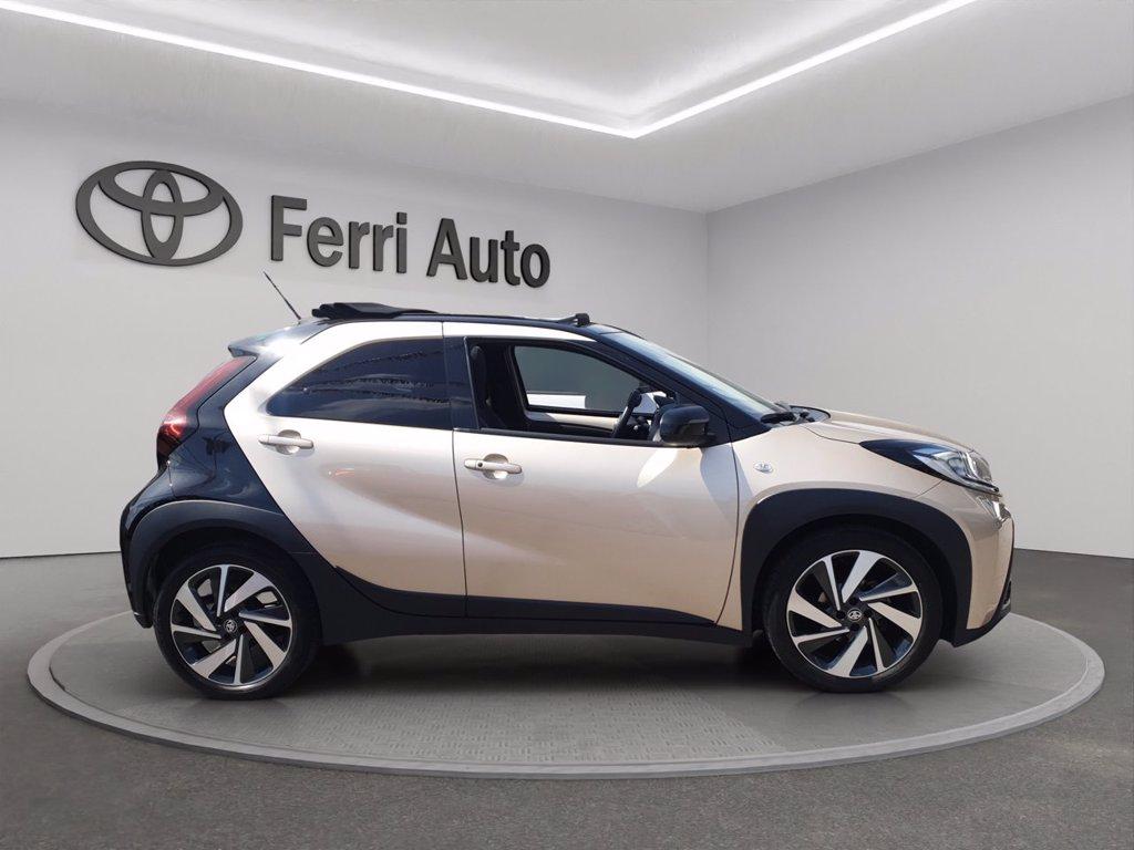 TOYOTA Aygo x 1.0 lounge air 72cv del 2022