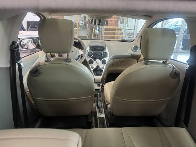 FORD Ka+ 1.2 8V 69CV Titanium