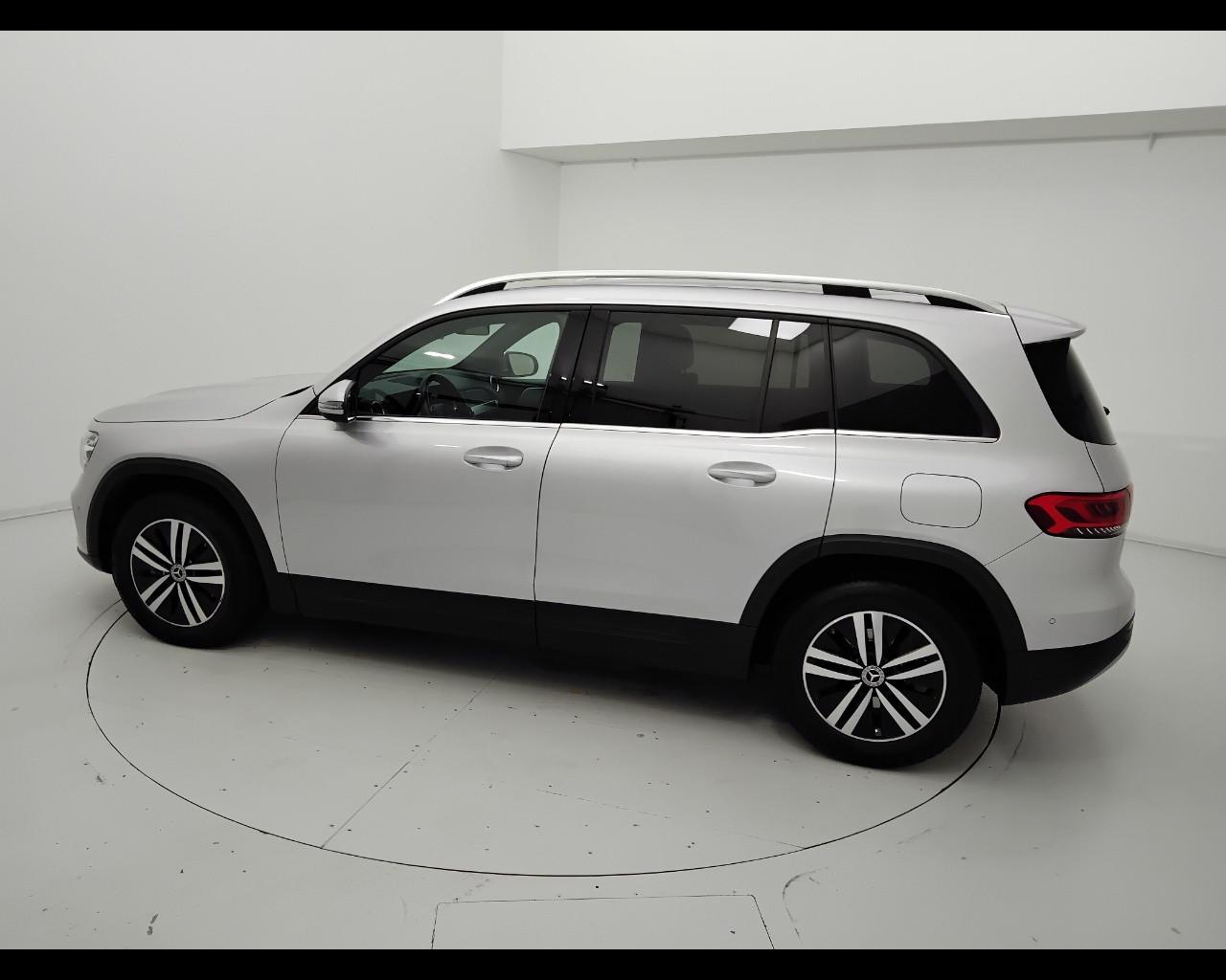 Mercedes-Benz GLB - X247 2019 - GLB 180 d Sport auto