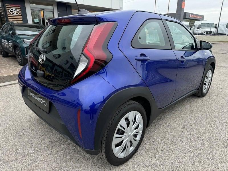 Toyota Aygo X 1.0B (72 CV) Active