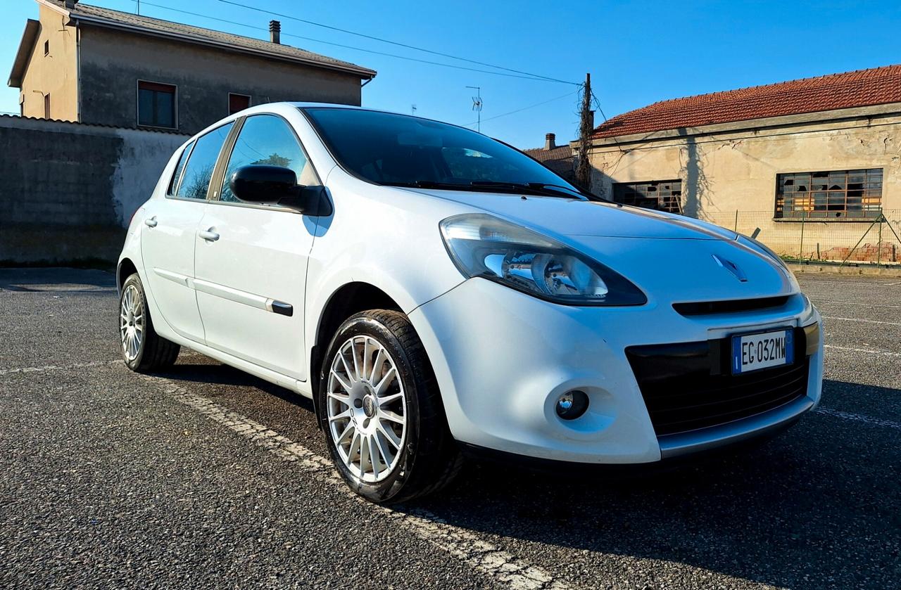 Renault Clio 1.2 16V 5 porte 20th Anniversario