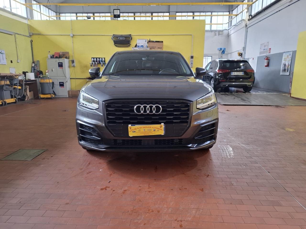 Audi Q2 30 TDI S tronic Identity Black full optional