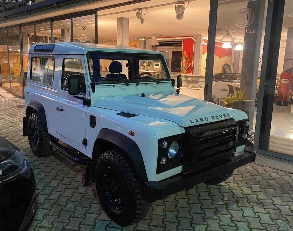 LAND ROVER Defender 90 2.2 TD4 4posti