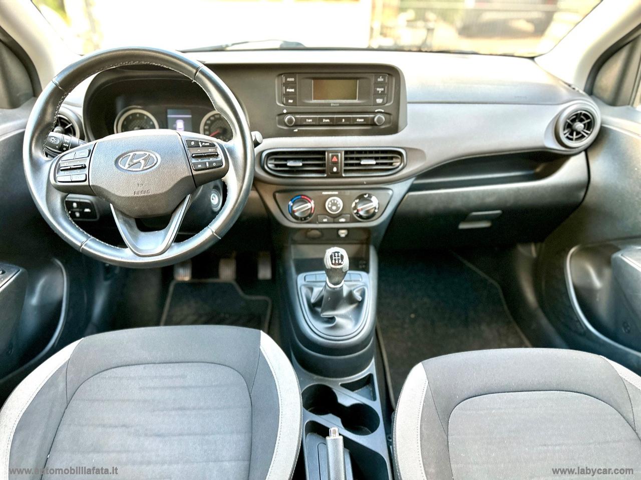 HYUNDAI i10 1.0 MPI Tech 26.000 KM