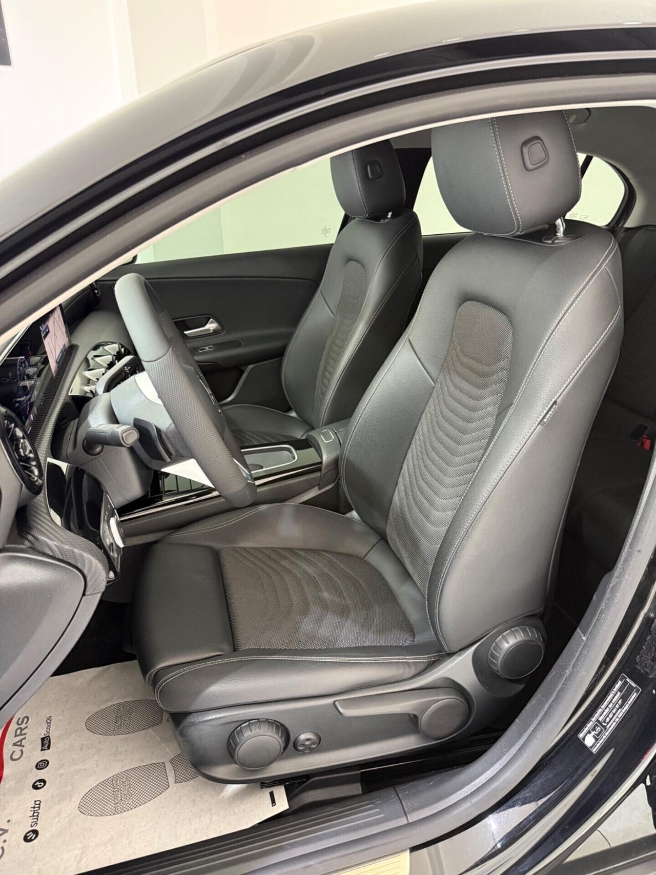 MERCEDES-BENZ A 180 D AUTOMATIC SPORT IVA ESPOSTA