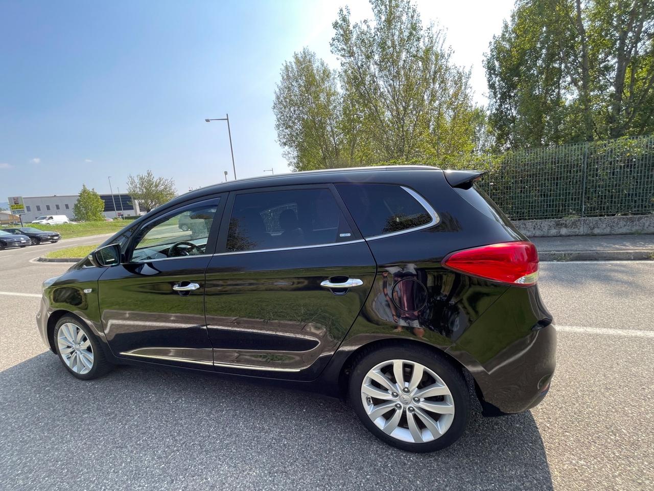 Kia Carens 1.7 CRDi 141 CV DCT Platinum