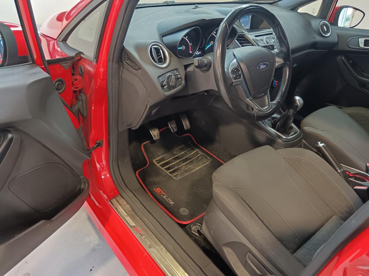 Ford Fiesta 1.5 TDCi 75CV 5 porte ST-Line PREZZO REALE