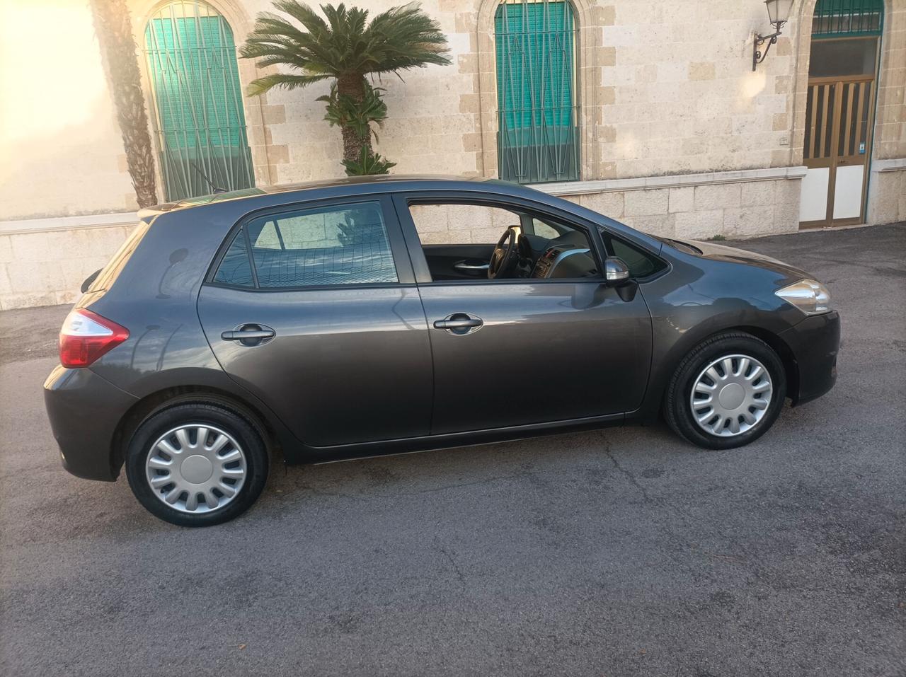 Toyota Auris 1.4 D-4D 5 porte Sol Perfetta