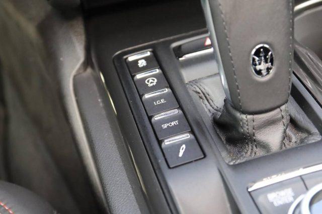 MASERATI Ghibli 330 CV MHEV Executive GranSport