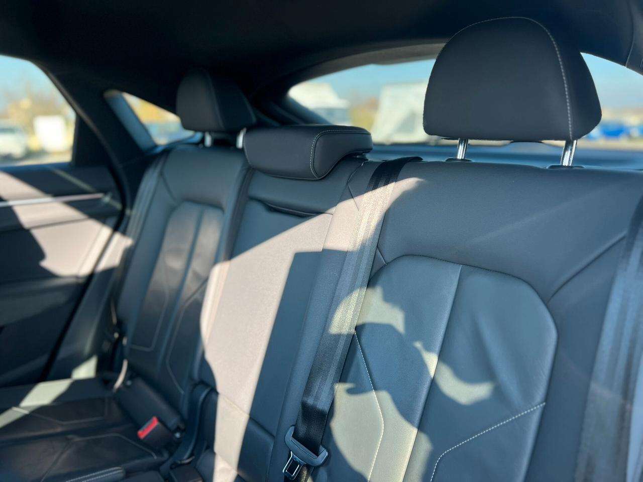 Audi Q3 Sportback 35 2.0 tdi 150cv S line S-tronic