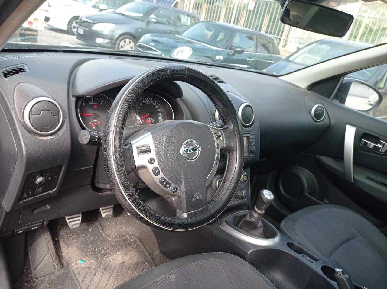 Nissan Qashqai 1.5 dCi DPF n-tec solo Export-2010