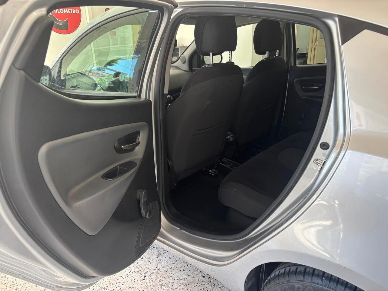 Lancia Ypsilon 1.2 69 CV 5 porte Elle