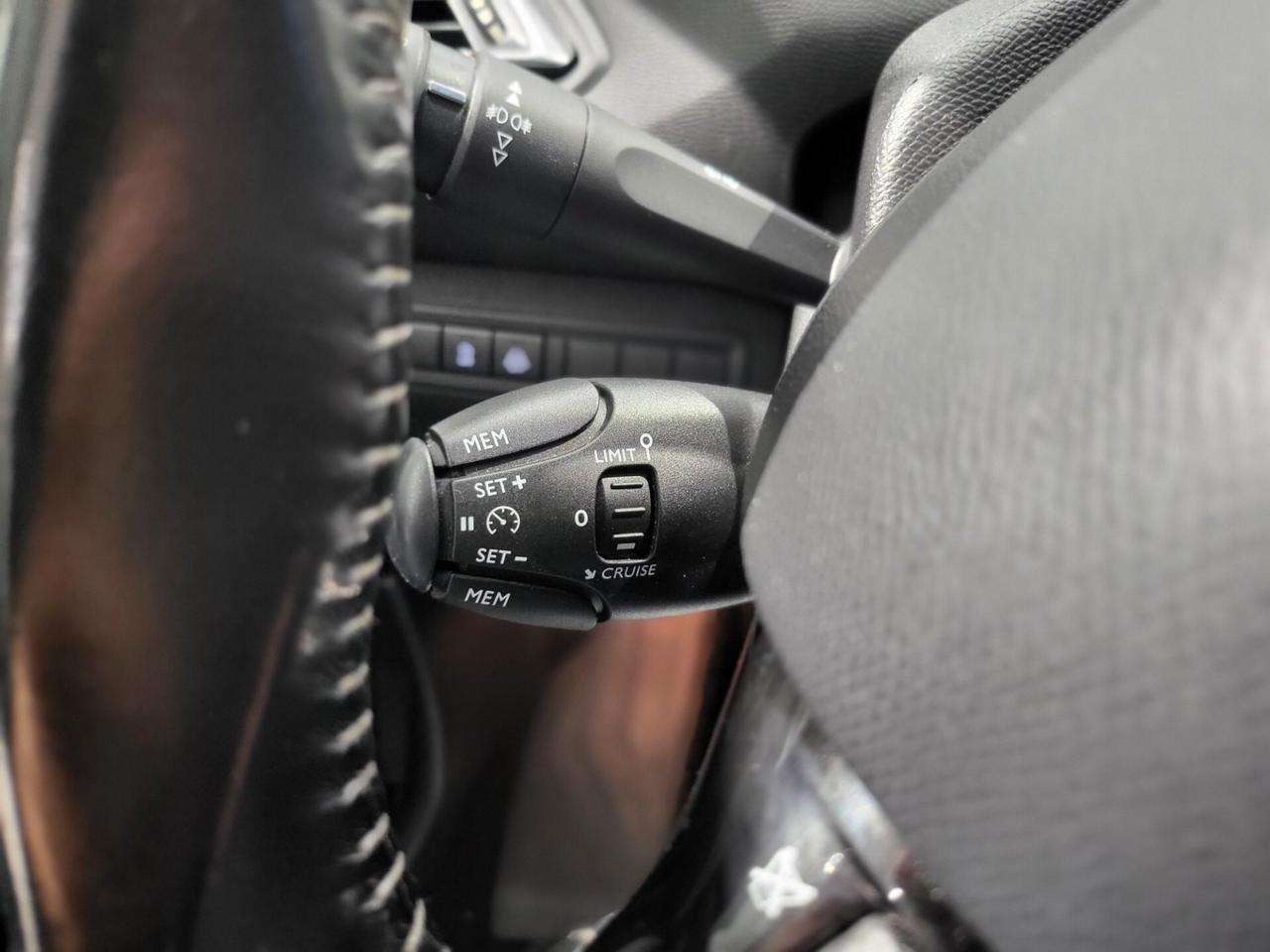 Peugeot 308 - 11/2017 1.6 BlueHDi 120 Cv EAT6 Allure