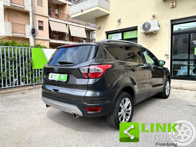 FORD Kuga Titanium
