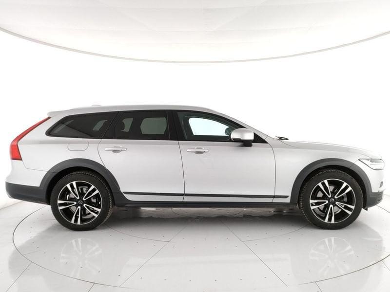 Volvo V90 Cross Country 2.0 d4 Business Plus awd geartr.my20