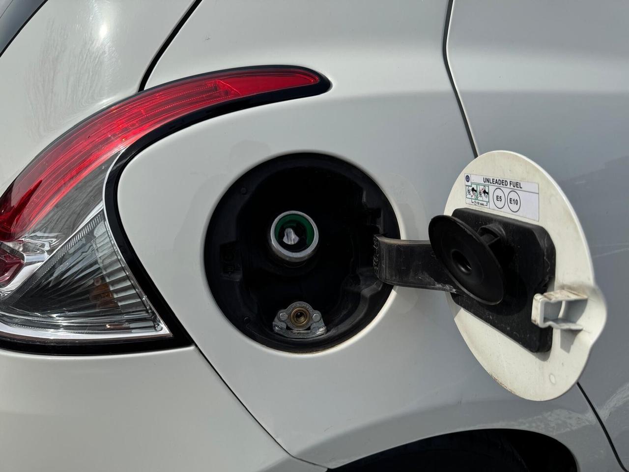 Lancia Ypsilon 1.2 5 porte GPL Platinum ok neopatentati