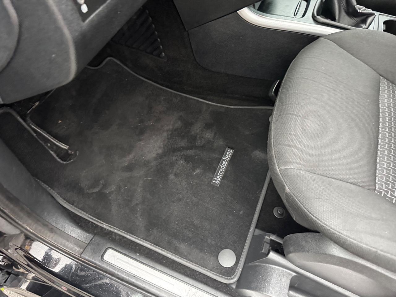 Mercedes-benz B 180 BlueEFFICIENCY neopatentati