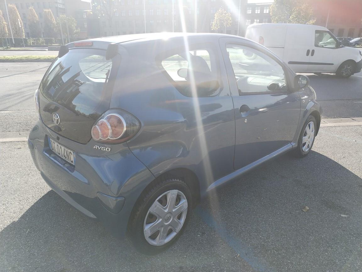 TOYOTA AYGO 1.0 VVT 3 P 167000KM 2009 CONSEGNA TAGLIANDATA