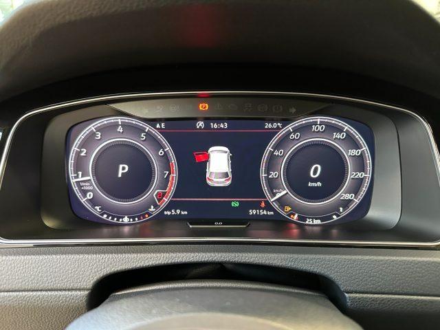 VOLKSWAGEN Golf GTI Performance 2.0 245 CV TSI DSG - 19" - LED