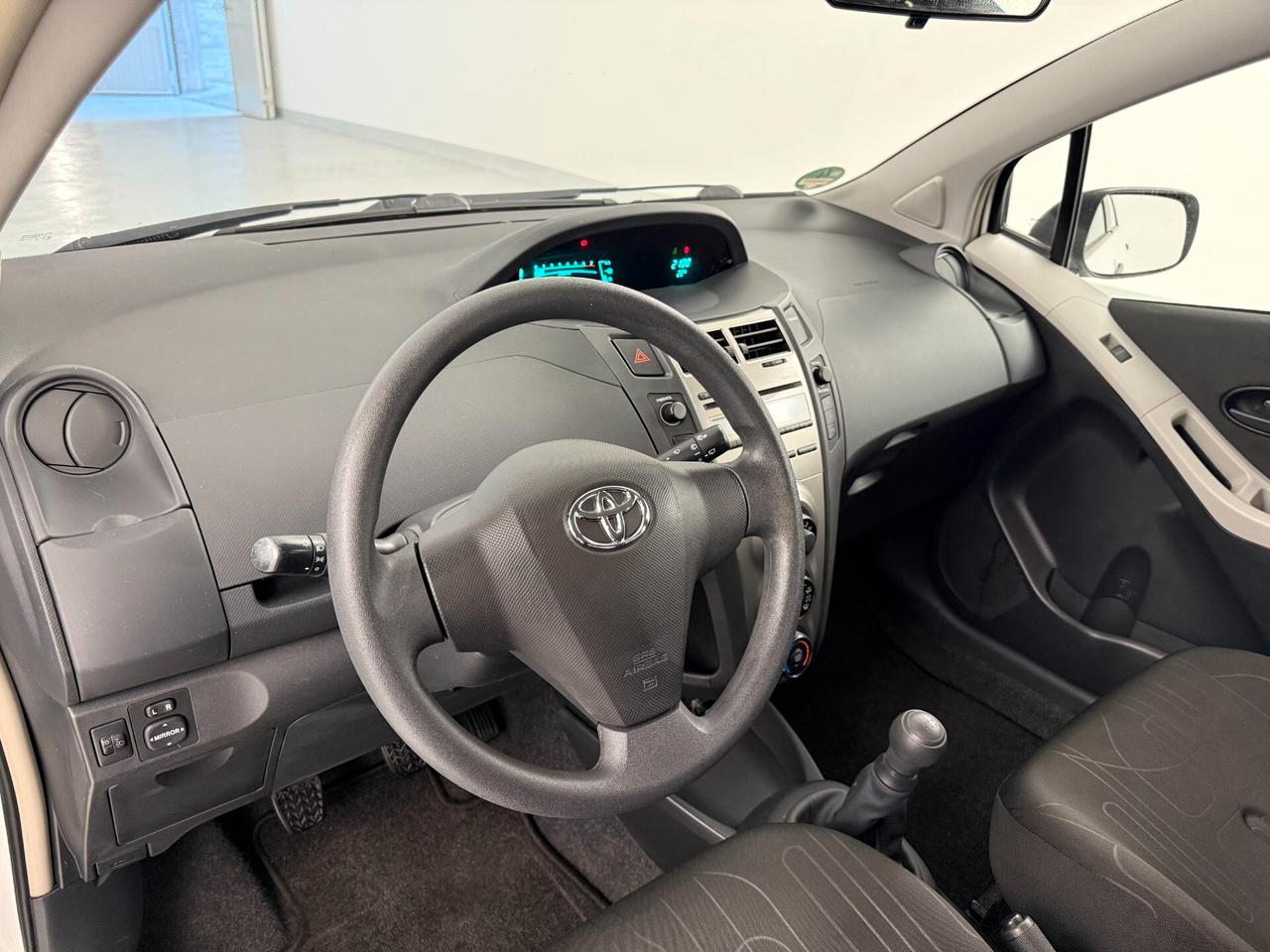 Toyota Yaris 1.0 3 porte