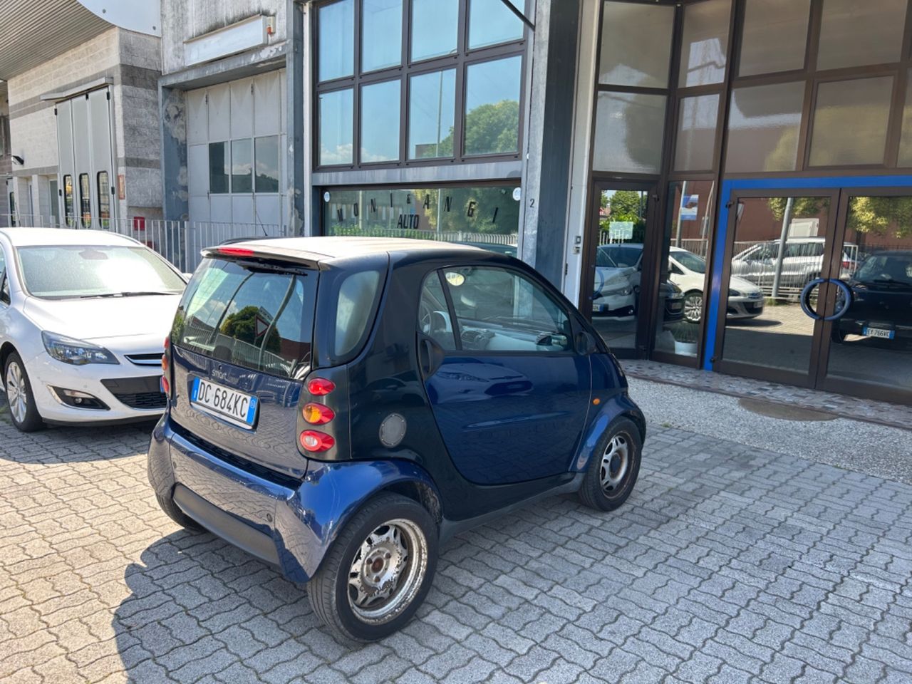 Smart ForTwo 700 coupé pure (45 kW)