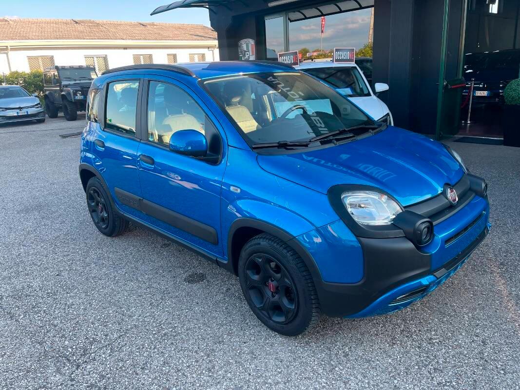 Fiat Panda Cross 1.0 firefly hybrid Cross s&s 70cv 5p.ti