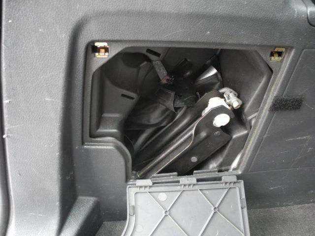 VOLKSWAGEN Touran 1.9 TDI 105cv -AUTOCARRO 5 POSTI- OK NEOPATENTATI