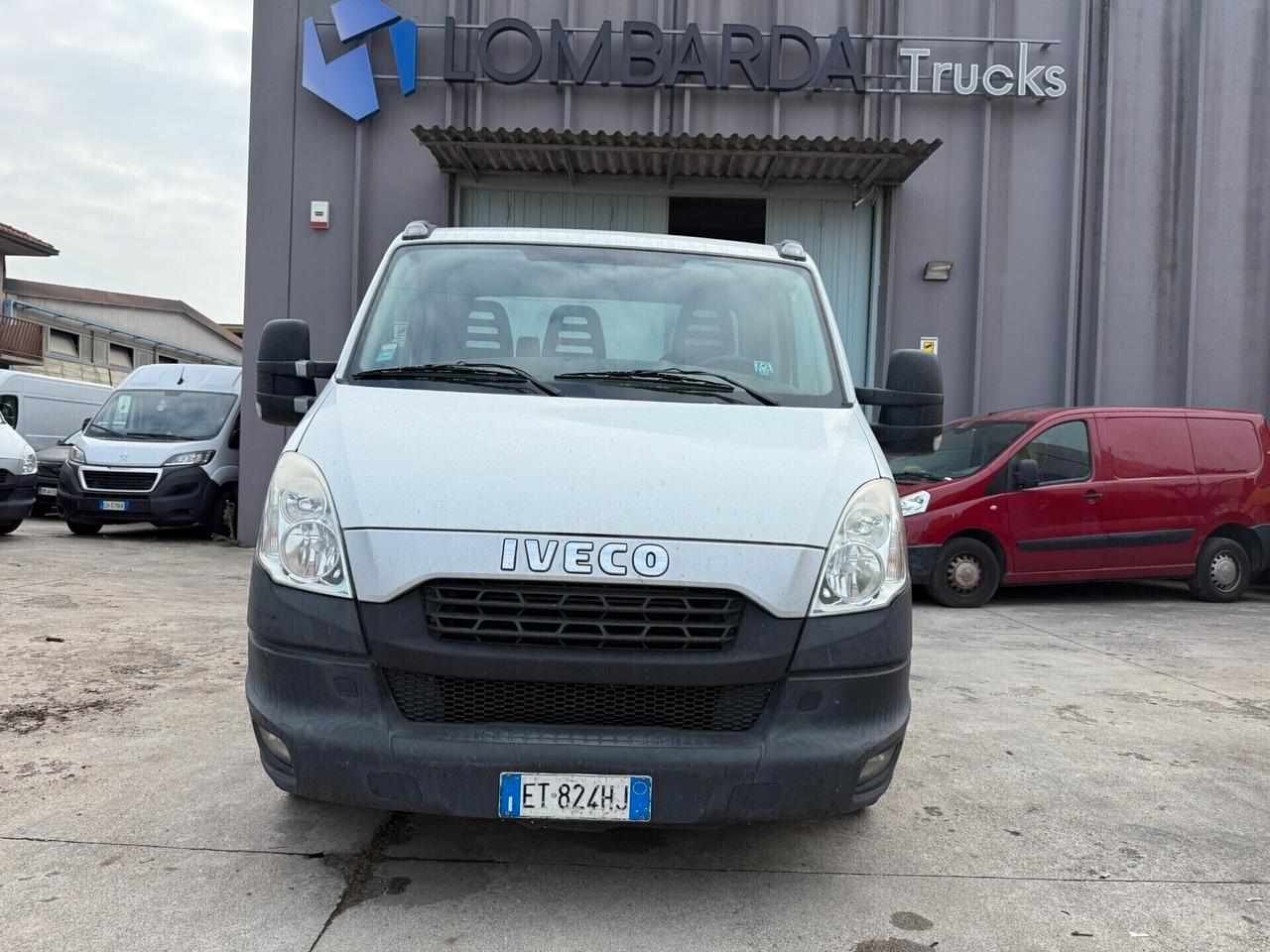 Iveco Daily 35S15/2.3/TEALIO/PATENTE B/2014