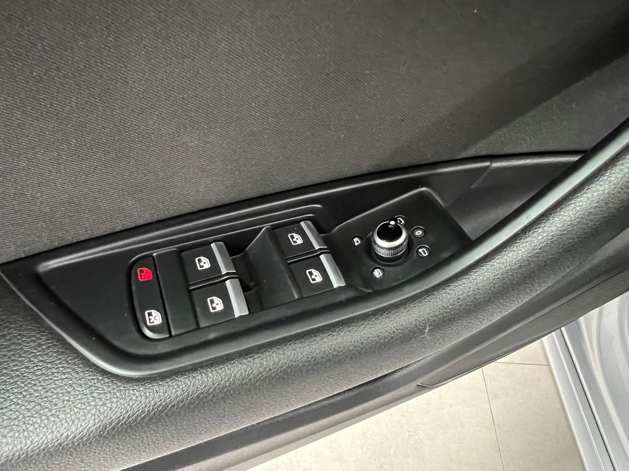 AUDI A4 V 2019 Avant A4 Avant 40 2.0 g-tron Business Advanced 170cv s-tronic