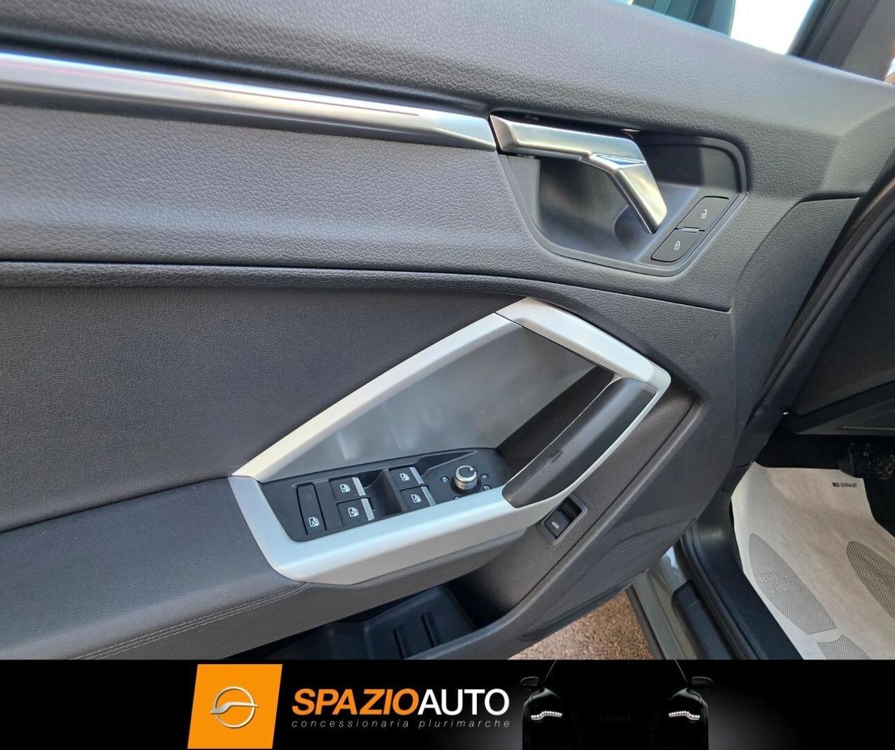 Audi Q3 SPB 35 2.0 TDIe S tronic *LUXURY EDITION* FULL