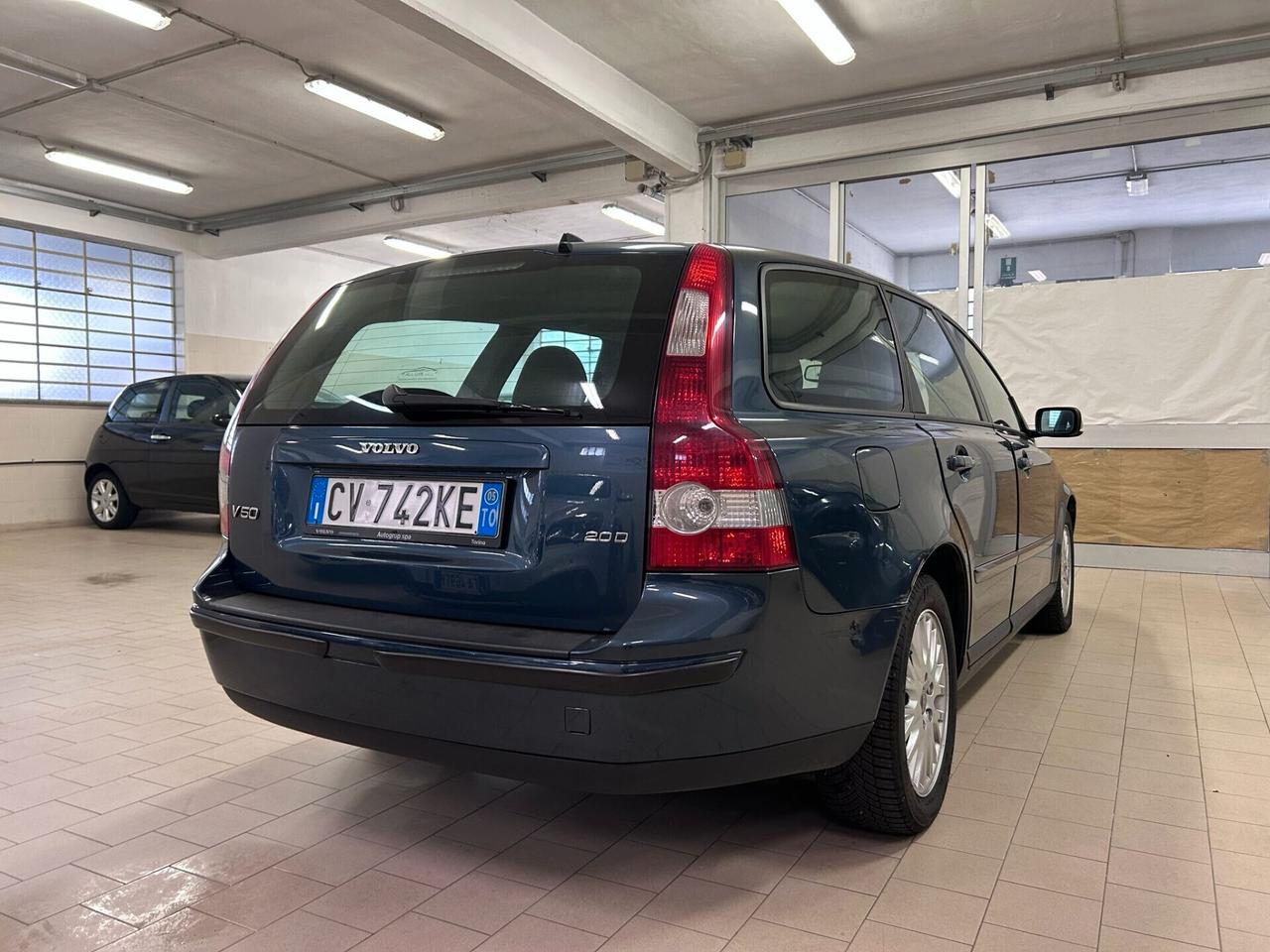 Volvo V50 2.0 D cat Momentum CV136
