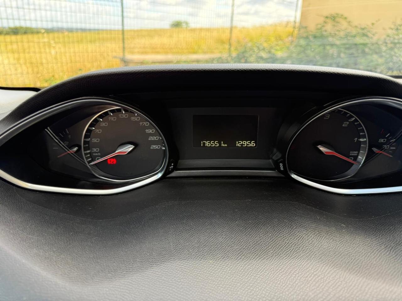 Peugeot 308 BlueHDi 150 S&S EAT6 SW Business
