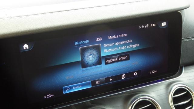 MERCEDES-BENZ E 220 d S.W. 4Matic Auto Premium AMG