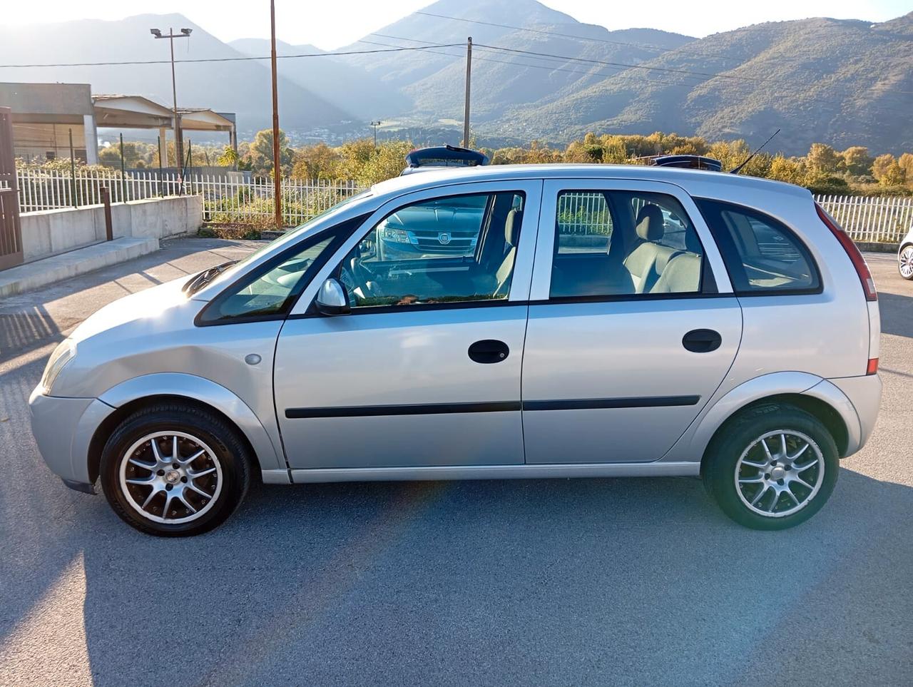 Opel Meriva 1.7 DTI Cosmo