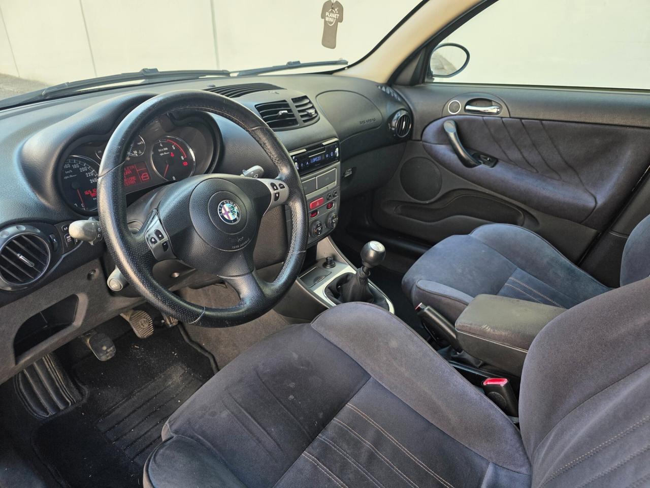 Alfa Romeo 147 1.9 JTD (120) 5 porte