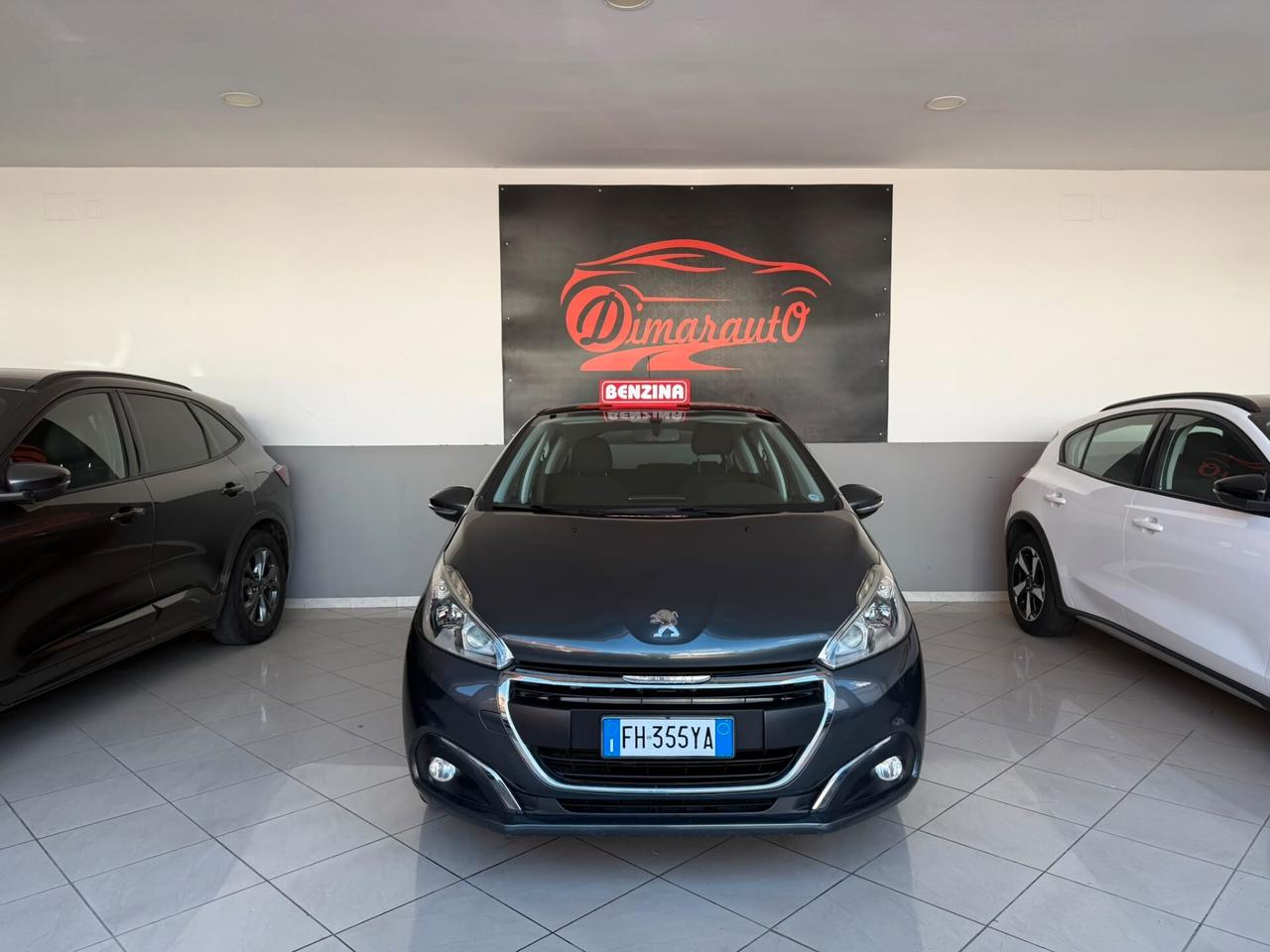 PEUGEOT 208 1.2 BENZINA 114.000 KM 2017