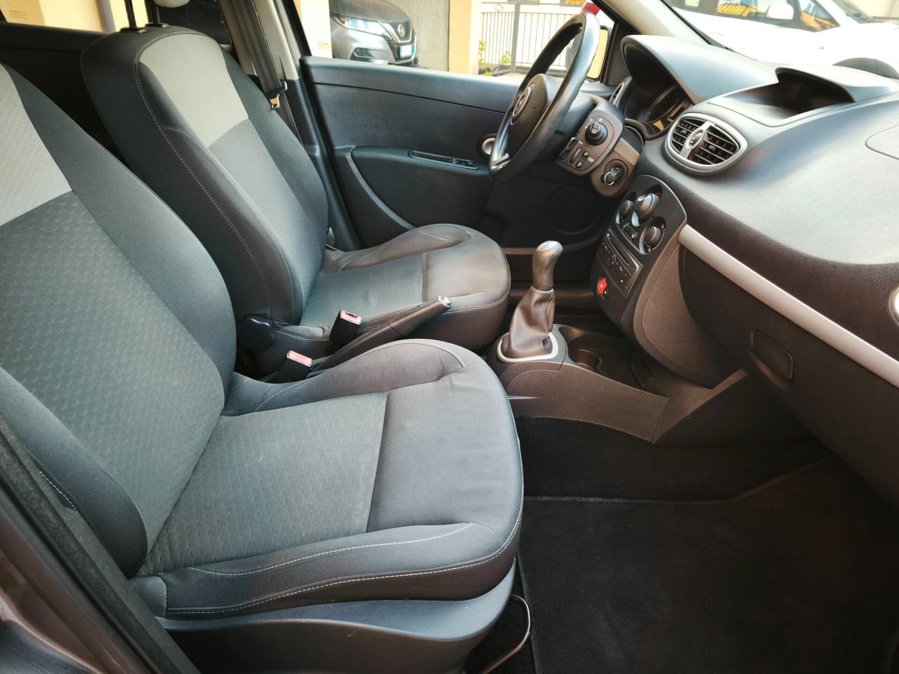 Renault Clio 1.2 NOLEGGIO SENZA CARTA