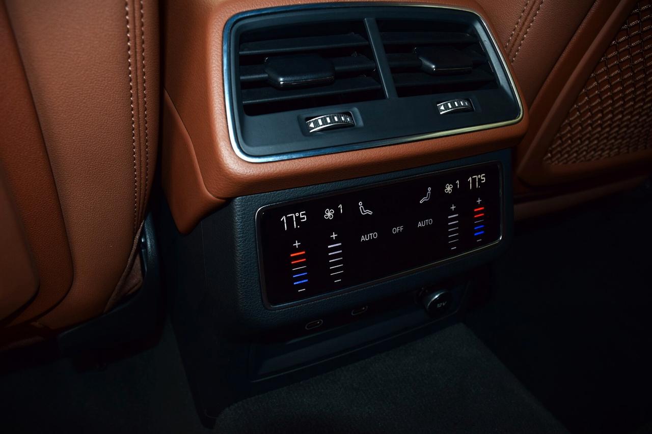 Audi A6 Avant 40 2.0 Tdi quattro S tronic Business Plus