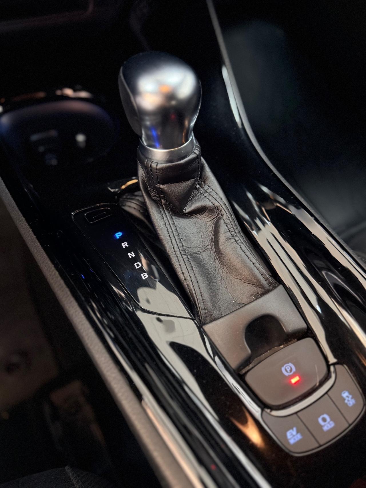 Toyota C-HR 1.8 Hybrid E-CVT Trend 10/2018 Euro 6B Neopatentati