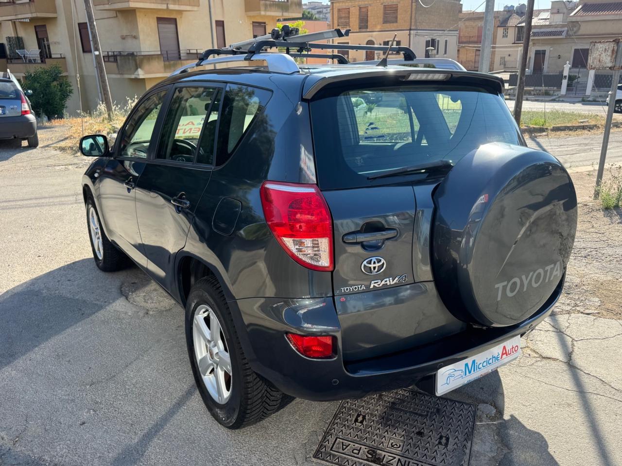 TOYOTA RAV4 2.2 4-4D 136 CV SOL 4X4
