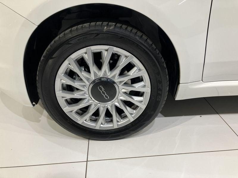 FIAT 500 500 C 1.0 Hybrid Dolcevita Cabriolet