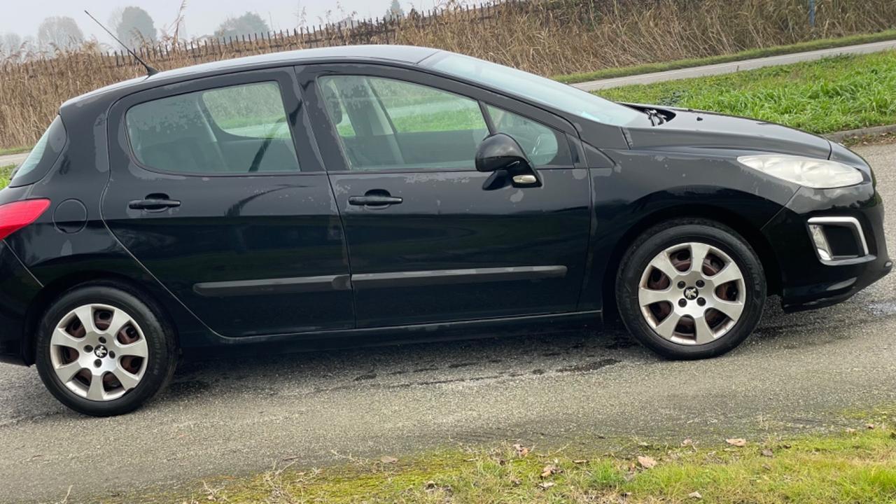 Peugeot 308 1.6 8V e-HDi 112CV Stop&Start 5p. Active