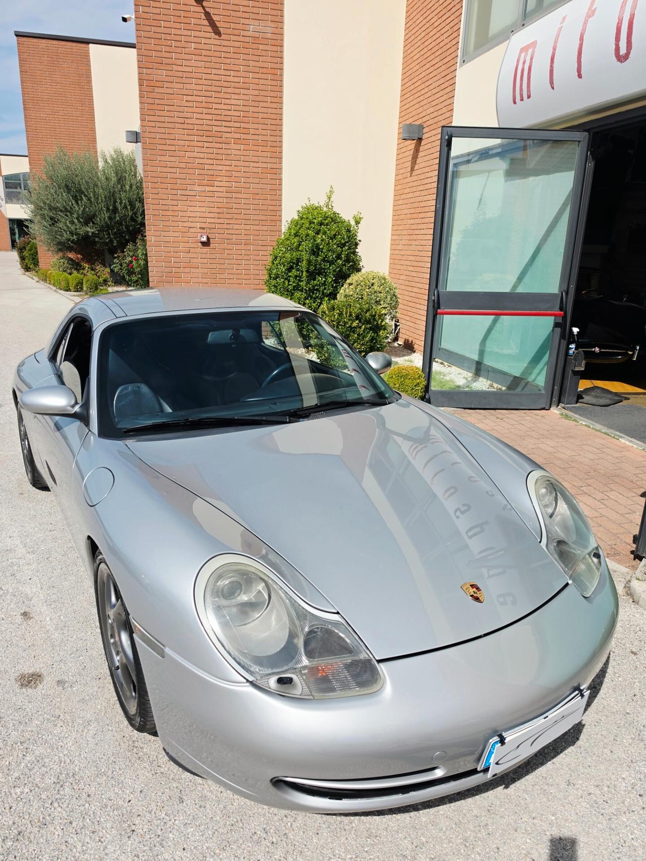 Porsche 911 Carrera cat Cabriolet ASI con CRS Book Service