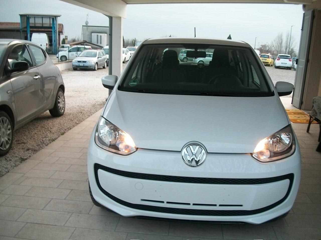 Volkswagen up! 1.0 5p. move ASG CC999 KW 44 HP 60 EURO 05 BENZINA GARANZIA UN ANNO N 08 GOMME E CERCHI E COPRI CERCHI ESTIVE E QUATRO QUATRO STAGIONI 95/100 SI NEOPATENTATI
