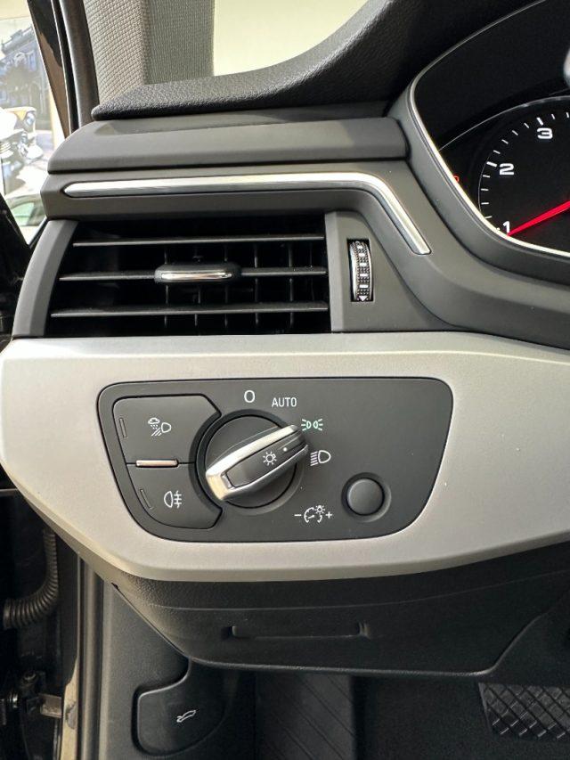 AUDI A4 allroad 40 TDI mhev 204 CV S tronic Business