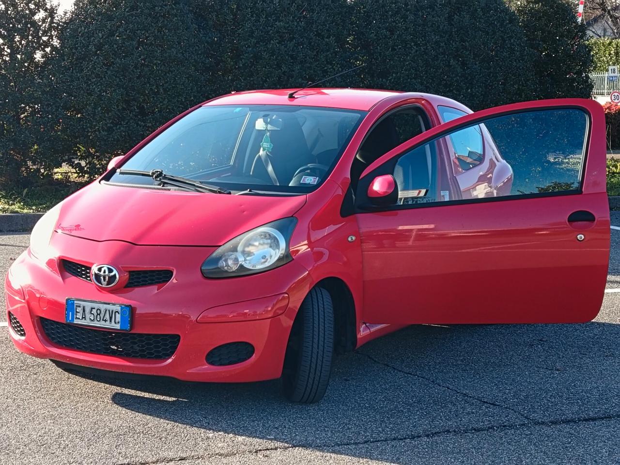 Toyota Aygo 1.0 12V VVT-i 3 porte Sol